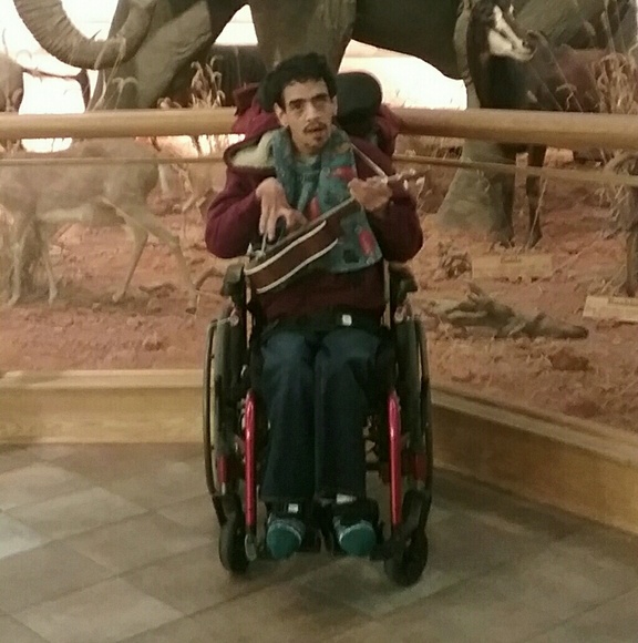 Meet your Posher, Y. - Picture 1 of 2